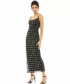 Mac Duggal Geometric Beaded Scoop Neck Embellished Cocktail Dress