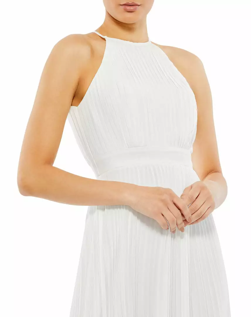 Ieena For Mac Duggal Shop For Pleated Halter Neck Flowy Gown 3 Ieena For Mac Duggal Shop For Pleated Halter Neck Flowy Gown