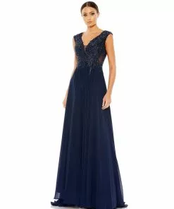 Mac Duggal Appliqued Cap Sleeve Bodice Flowy Gown
