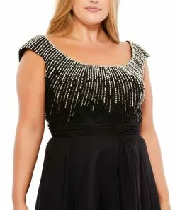 Mac Duggal Plus Size Beaded Cap Sleeve A Line Gown (Plus)