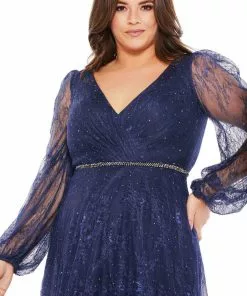 Mac Duggal Mother Of The Bride + Groom Dresses Whimsical Embellished Evening Gown (Plus)