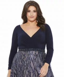 Mac Duggal Mother Of The Bride + Groom Dresses Midnight Sequined A-Line Gown (Plus)